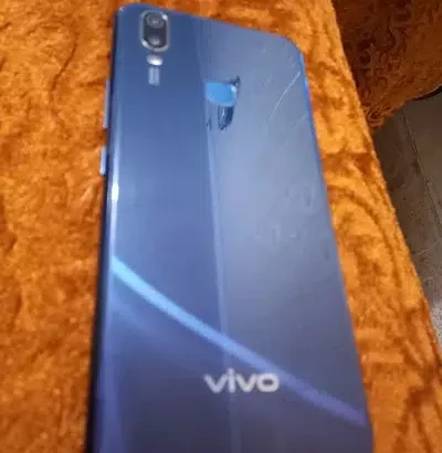 Vivo Y11