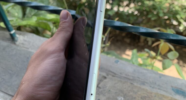 iPhone XR Non PTA