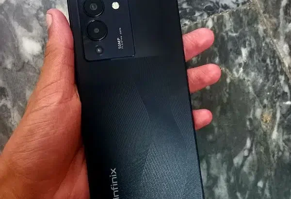 Infinix Note 12