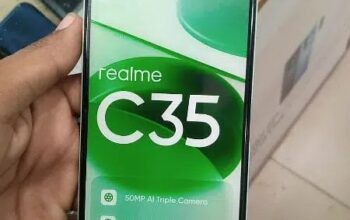 Realme C35