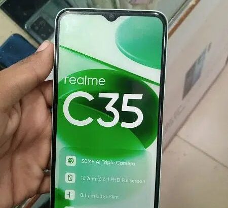 Realme C35