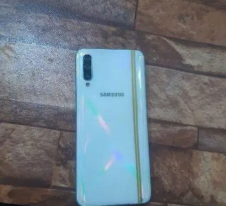 Samsung Galaxy A50