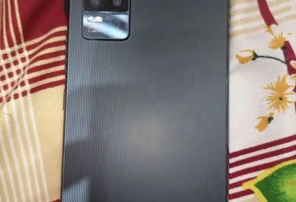 Vivo V21e