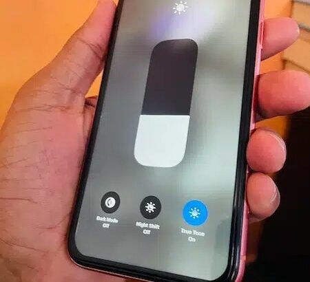 iPhone XR