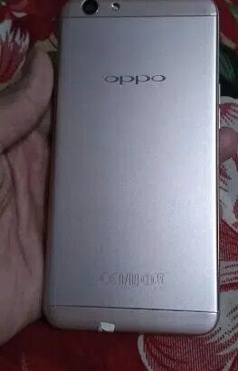 Oppo F1s