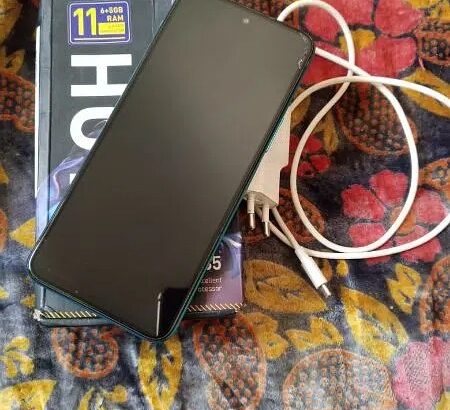 Infinix HOT 12