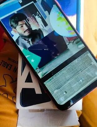 SAMSUNG GALAXY A10