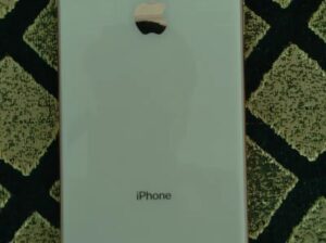 iPhone 8 plus jv