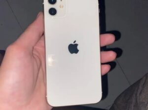 iPhone 11