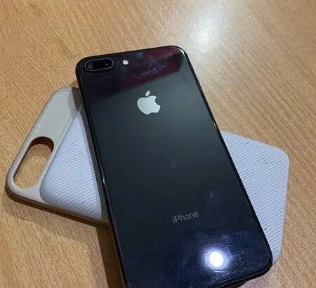 iPhone 8 plas pta