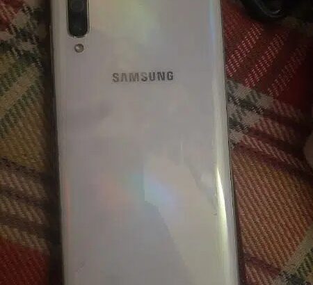 Samsung A70