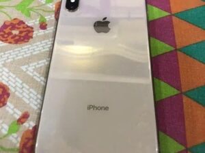 iPhone XS Max 64 gb