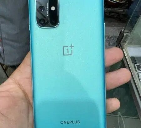 One Plus 8t