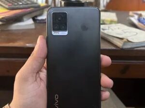 Vivo V20