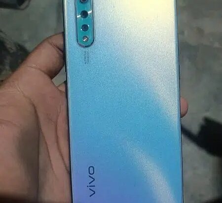 Vivo S1