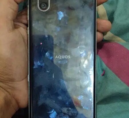 Aquos R3