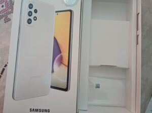 SAMSUNG GALAXY A72