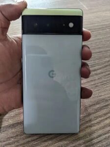 Google Pixel 6 - photo 1