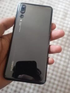 Huawei P20 Pro - photo 1
