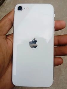 iPhone SE 2020 - photo 1