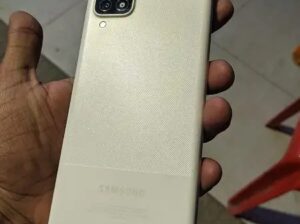 Samsung A12