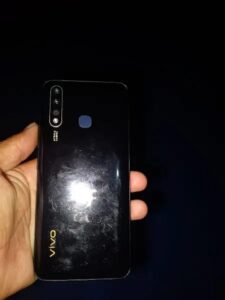 Vivo Y19 - photo 1