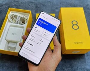 Realme 8 - photo 2