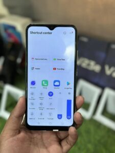 Vivo Y17 - photo 2