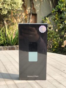Samsung Galaxy Z Flip 5 - photo 4