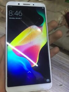Oppo A83 - photo 1