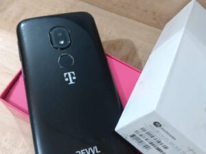 Motorola Revvl