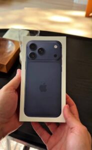 iPhone 17 Pro Max - photo 3