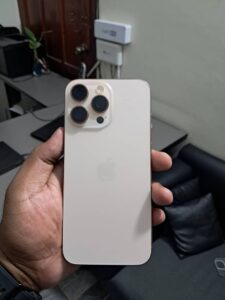 Apple iPhone 16 Pro Max - photo 4