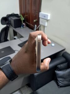 Apple iPhone 16 Pro Max - photo 5