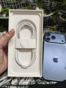 Apple iPhone 17 Pro Max - photo 2