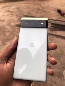 Google Pixel 6 - photo 1