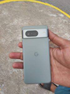Google Pixel 8 - photo 1