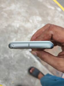 Google Pixel 8 - photo 3