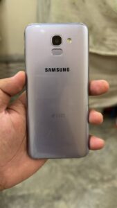 Samsung Mobile J6 - photo 3