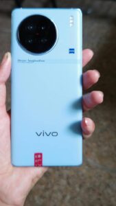 Vivo X90s - photo 1