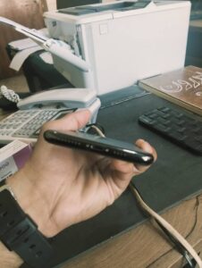 Apple iPhone 11 Pro Max - photo 3