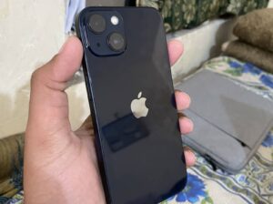 iPhone 13