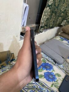 iPhone 13 - photo 4