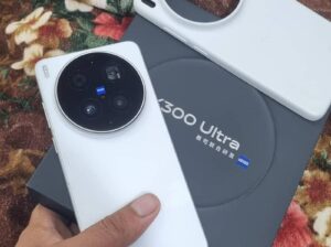 Vivo X300 Ultra sim work memory