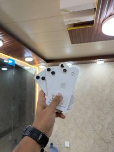 Apple iPhone 14 - photo 3