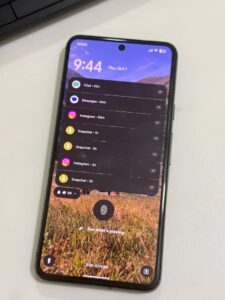 Google Pixel 8 - photo 2