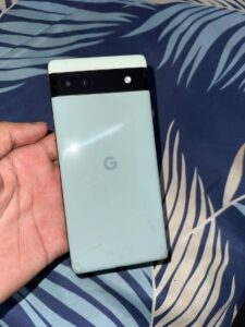 Google Pixel 6a - photo 1