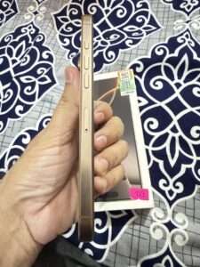 Apple iPhone 16 Pro Max - photo 7