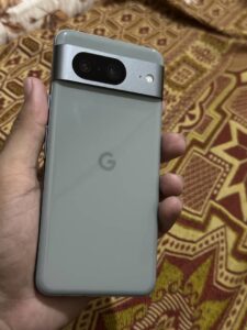 Google Pixel 8 - photo 2