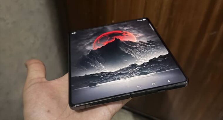 Samsung Galaxy Z Fold 4